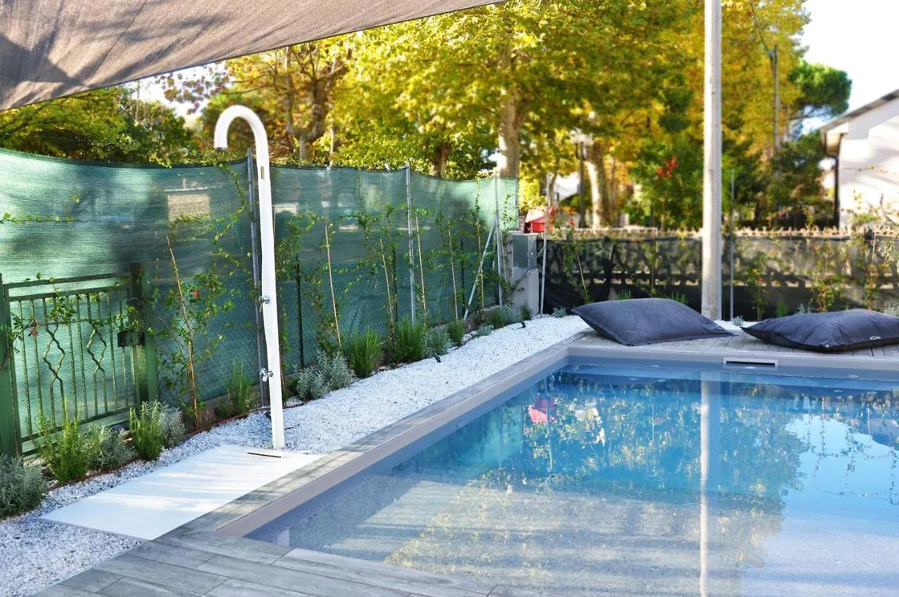 Luxury 2 Apartments Cervia With Swimming Pool